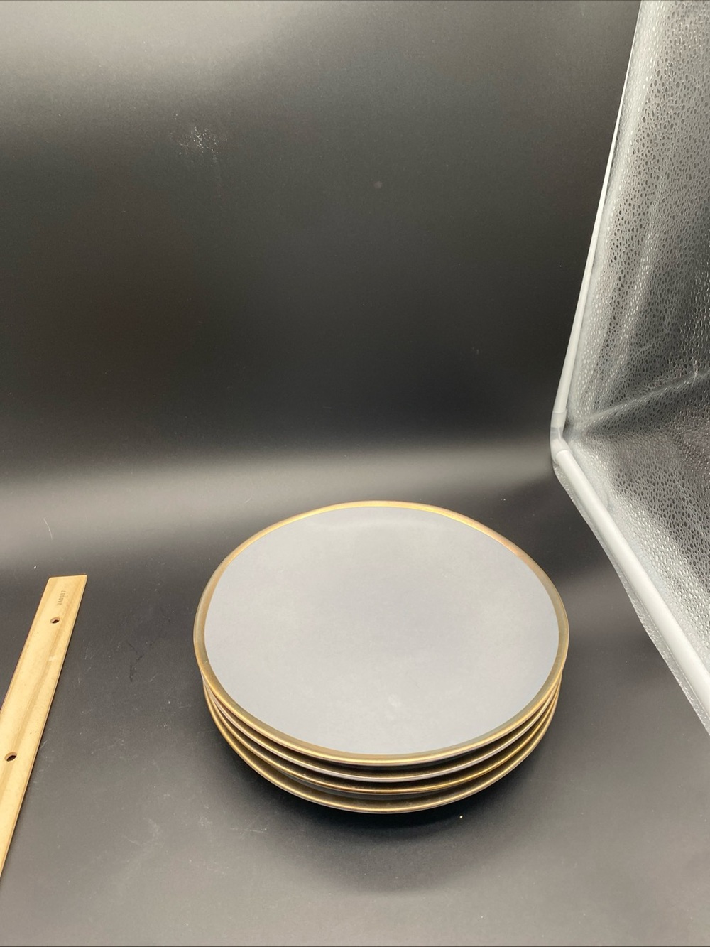 Crate and Barrel Salad Luncheon plates set of 4 - Picture 10 of 10